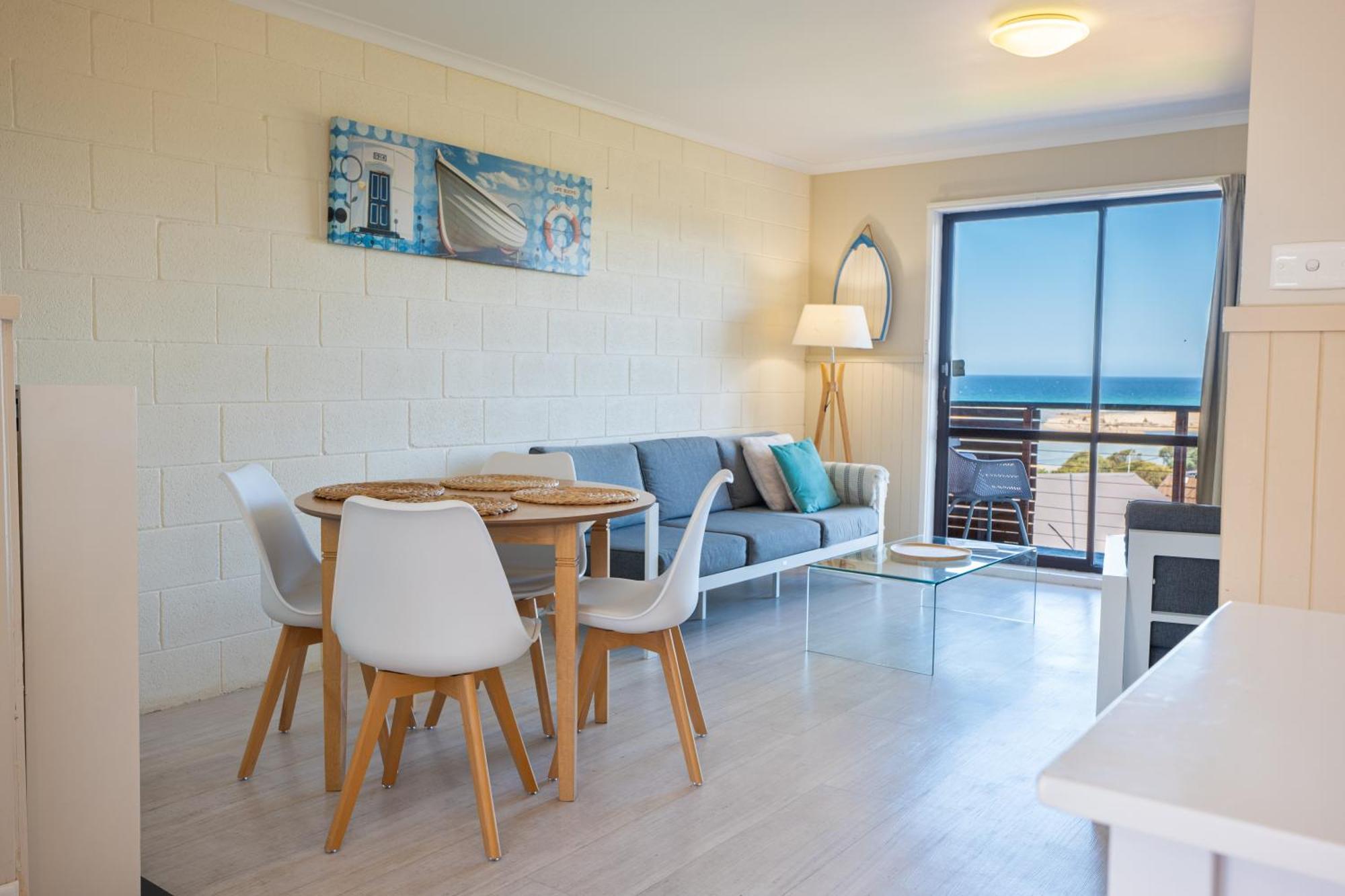 Blue Seas Holiday Villas Scamander Exterior photo